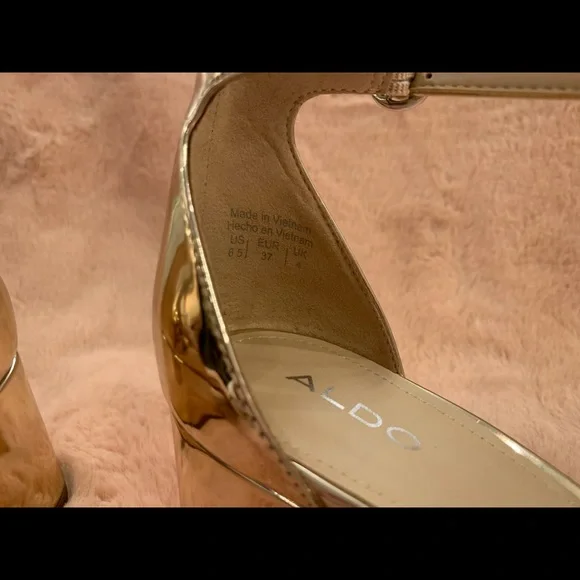 ALDO- Gold Women's Heeled Sandals- Size US 6.5 - Picture 4 of 4